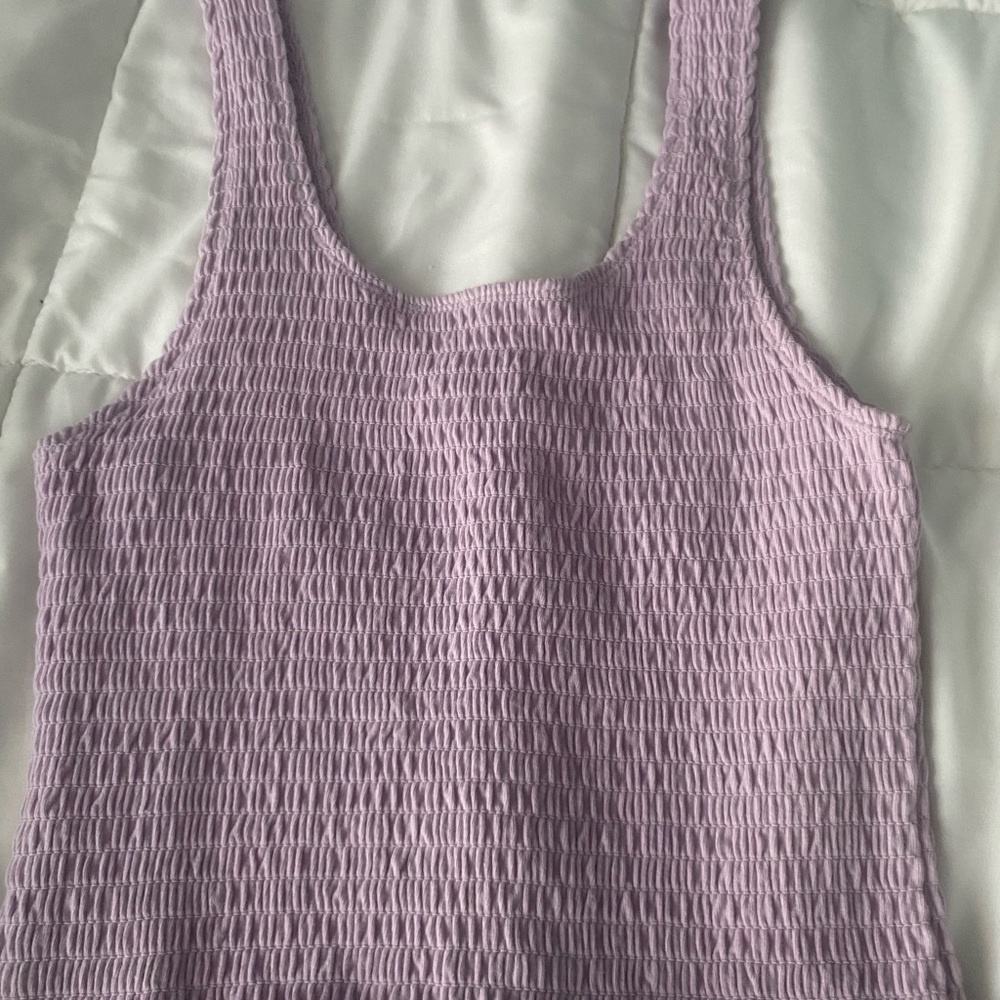 Hollister lavender scrunch cropped tank